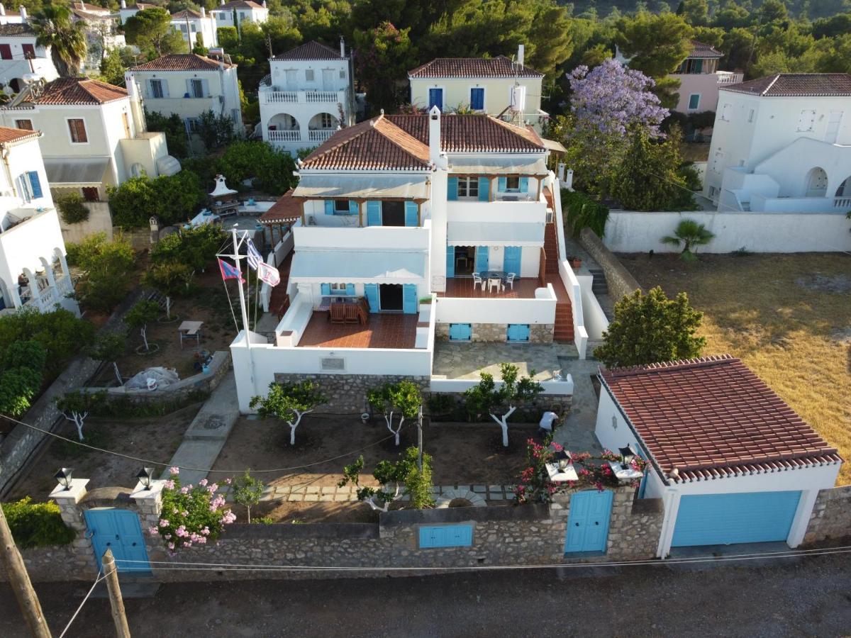 Anemos Guest House Spetses Town Exterior photo
