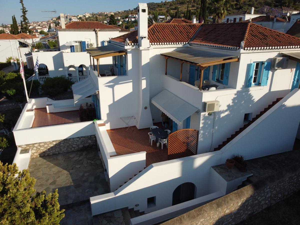 Anemos Guest House Spetses Town Exterior photo
