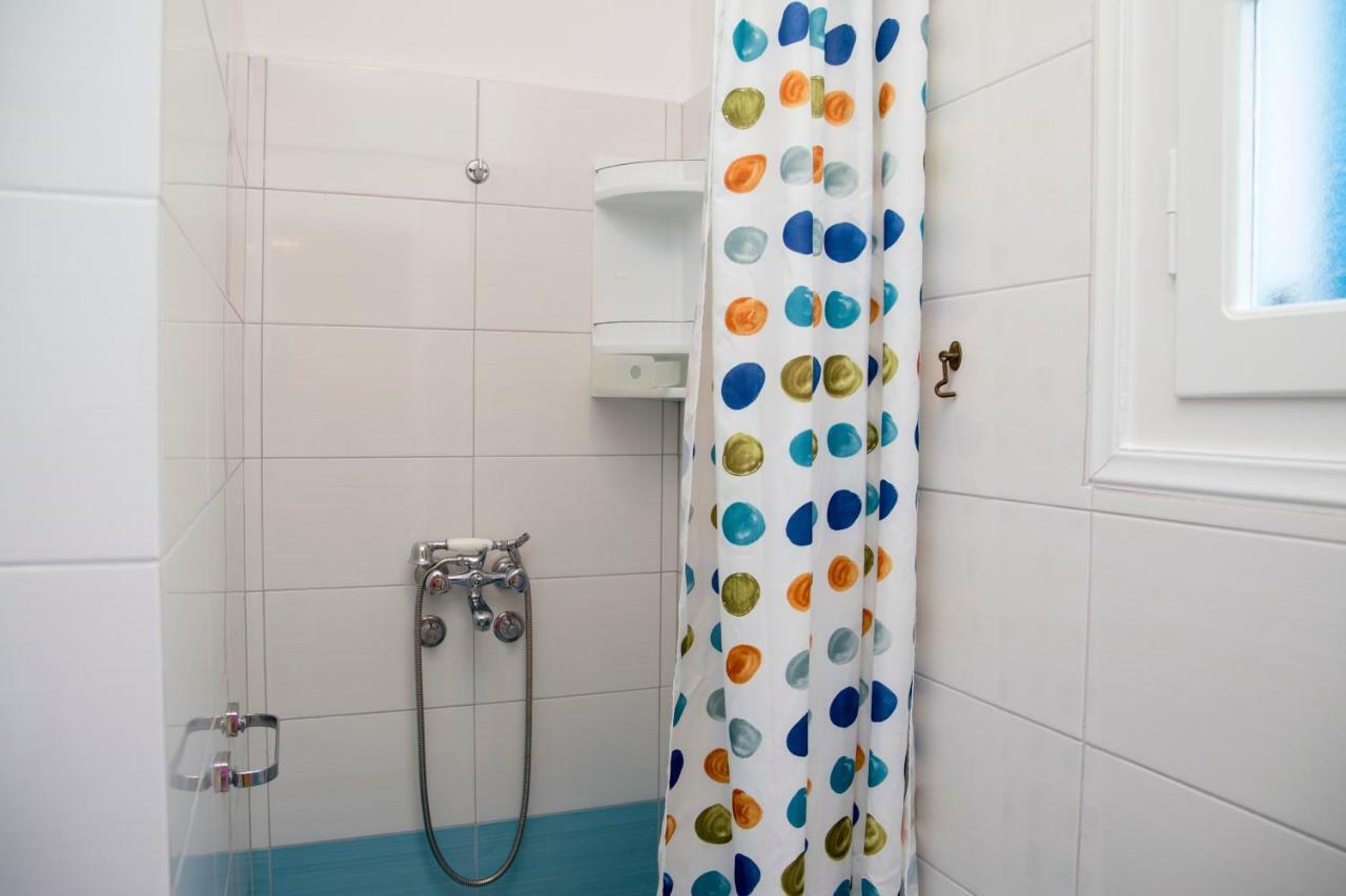 Anemos Guest House Spetses Town Exterior photo